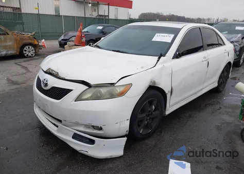 2009 Toyota Camry Se z USA, uszkodzony, nr VIN 4T1BE46KX9U903400